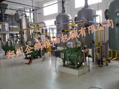 玉米加精炼成套工设备都分哪些种类(图1) 玉米加精炼成套工设备都分哪些种类(图1)